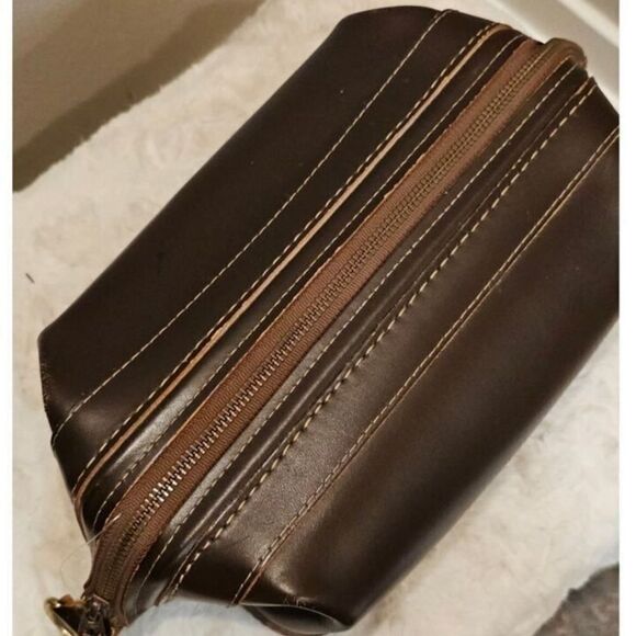 Utilikit Vintage Brown Leather Toiletry Bag - Picture 1 of 7